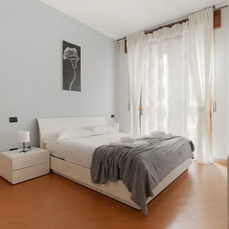 Guesthost - De Angeli Elegant * Milano