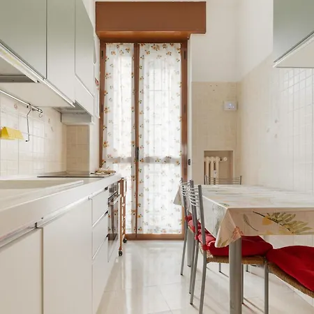 Guesthost - De Angeli Elegant Daire