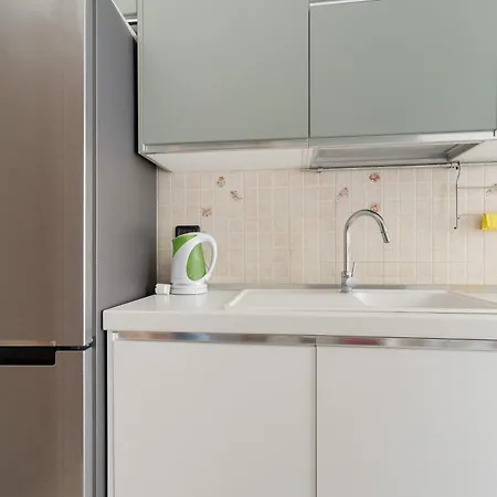 Guesthost - De Angeli Elegant Daire