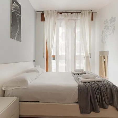 Guesthost - De Angeli Elegant * Milano